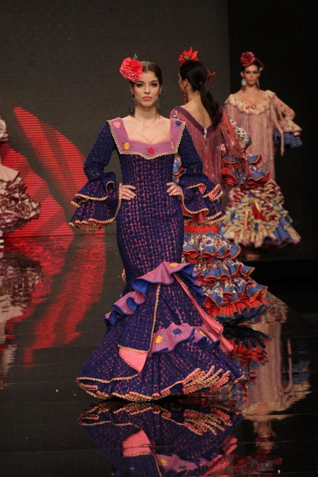 diseadoras-de-trajes-de-flamenca-59-9 Фламенко костюми дизайнери