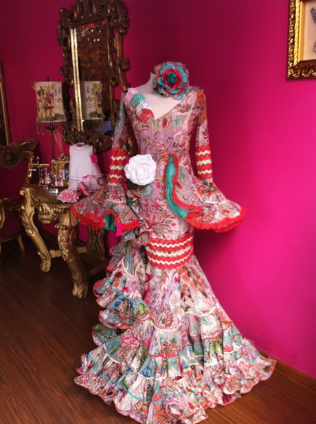 diseo-de-trajes-de-flamenca-12-11 Фламенко костюми дизайн