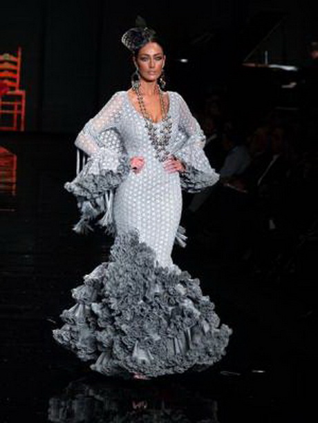 fotos-de-trajes-de-flamenca-98 Снимки на фламенко костюми