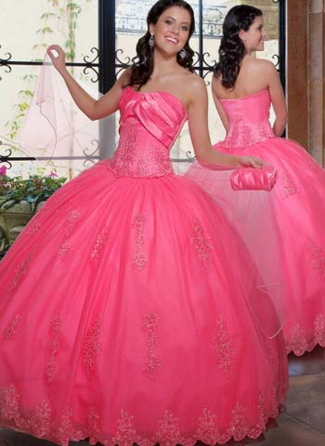 fotos-de-vestidos-de-15-aos-color-fucsia-03 Снимки на 15-годишни рокли Цвят Фуксия