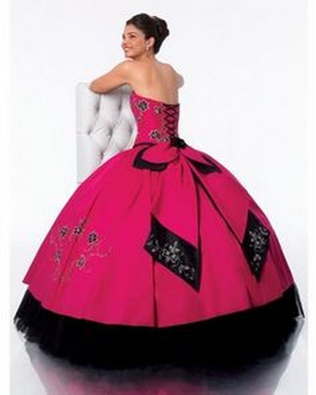 Снимки на рокли за 15 години принцеса стил