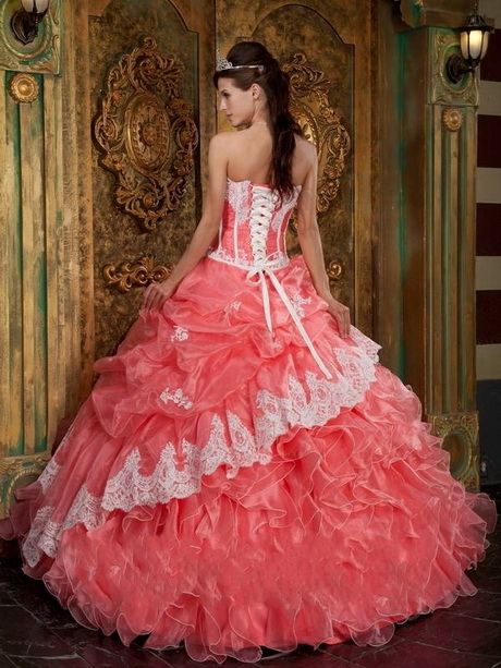 imagenes-de-colores-de-vestidos-de-15-aos-12-3 Цветни снимки на рокли 15 години