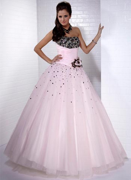 imagenes-de-vestidos-de-15-aos-de-emos-49-4 Снимки на 15-годишни Емос рокли