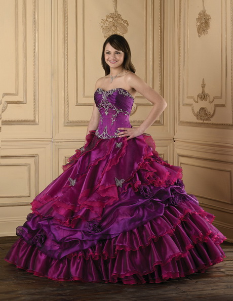 imagenes-de-vestidos-de-15-aos-morados-41-14 Снимки на лилави рокли 15 години