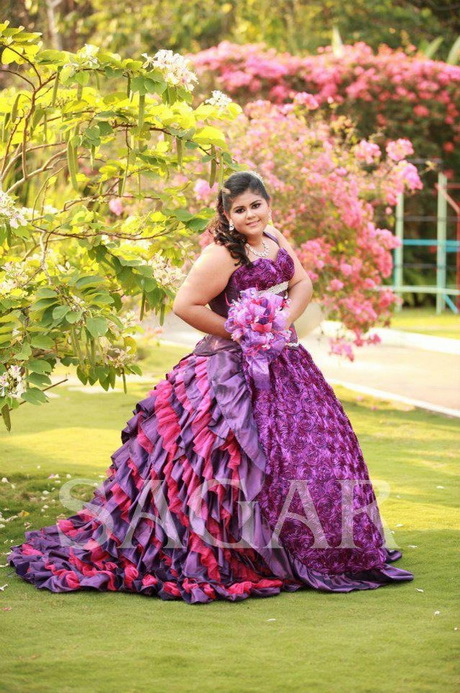 imagenes-de-vestidos-de-15-aos-para-gorditas-40-14 Снимки на 15-годишни рокли за дебели жени