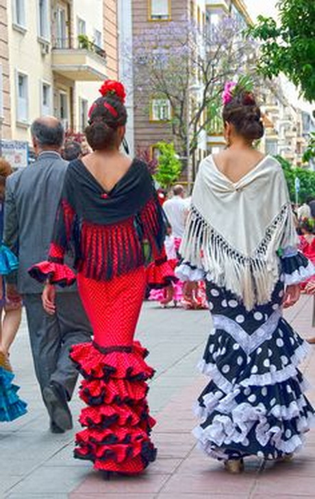 lolaylo-trajes-de-flamenca-25-19 Lolaylo фламенко костюми