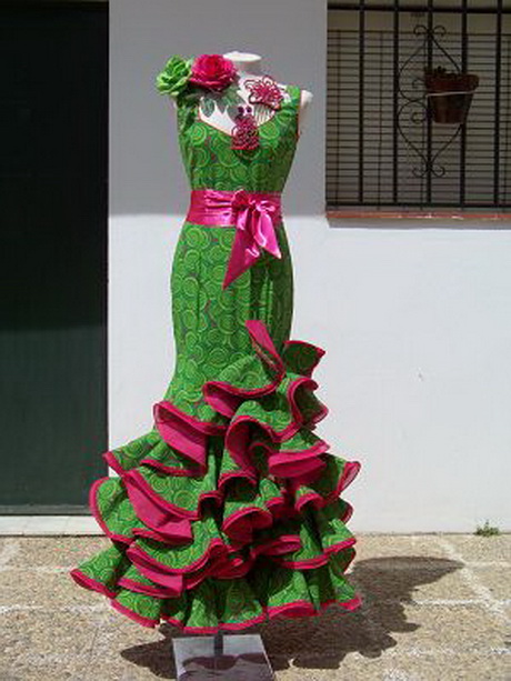 manuela-trajes-de-flamenca-03-11 Мануела фламенко костюми