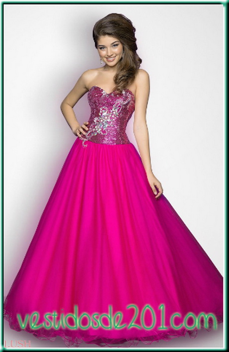 modelos-de-vestidos-de-15-aos-modernos-42-14 Модерни модели рокли 15 години
