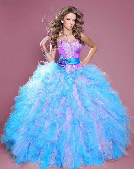 modelos-de-vestidos-de-15-aos-modernos-42-6 Модерни модели рокли 15 години