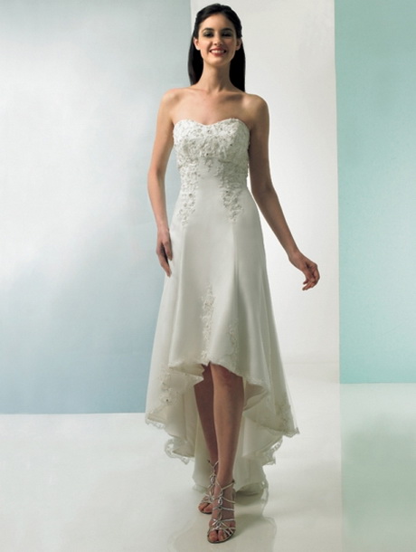 Модели на рокли за гражданска сватба