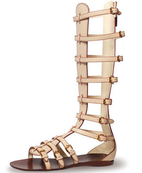 Високи римски сандали