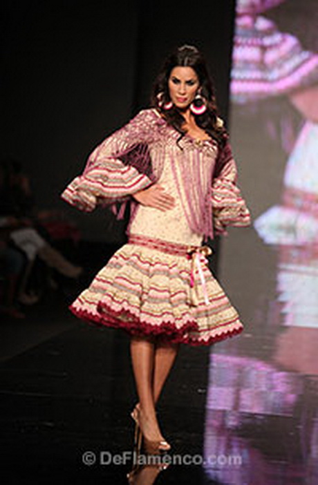 traje-corto-de-flamenca-20-10 Кратко фламинго костюм