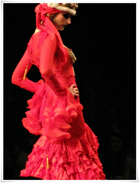 traje-de-flamenca-rojo-57-4 Фламинго червен костюм