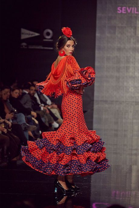 traje-de-flamenca-rojo-57-9 Фламинго червен костюм