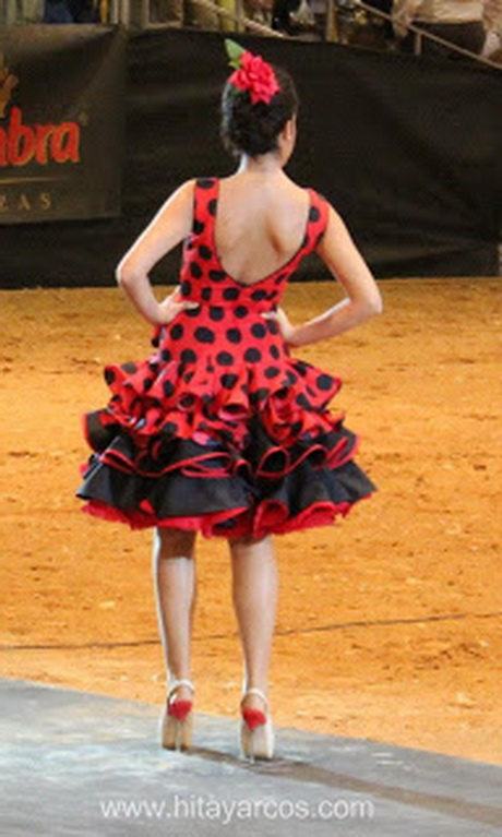 traje-flamenca-corto-36-17 Кратко фламинго костюм