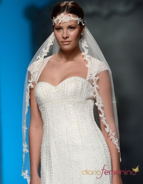 traje-vestidos-de-novia-33-17 Костюм сватбени рокли