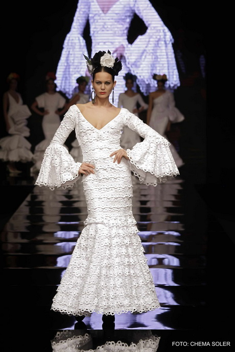 trajes-de-flamenca-blanco-44-2 Бели фламинго костюми