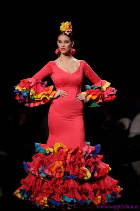 trajes-de-flamenca-en-rojo-21-12 Фламинго костюми в червено