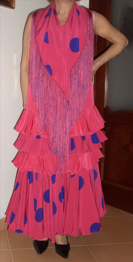 vendo-traje-de-flamenca-39-16 Продавам костюм на фламинго.