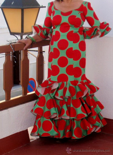 Севилска рокля