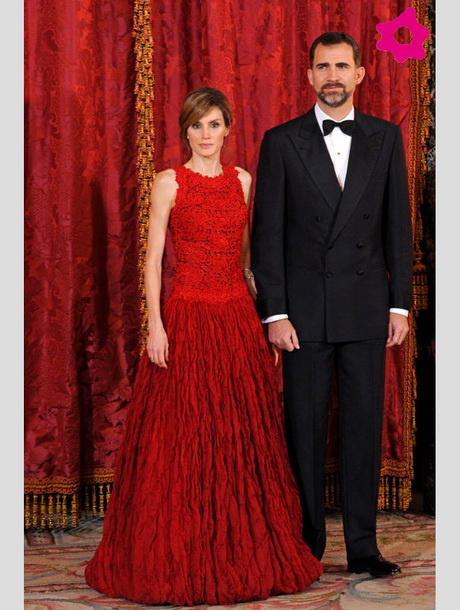 vestido-rojo-de-la-princesa-letizia-78-7 Червената рокля на принцеса Летисия