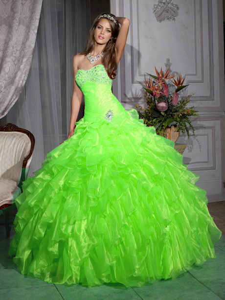 vestidos-de-15-aos-color-verde-45-5 Рокли 15 години зелен цвят