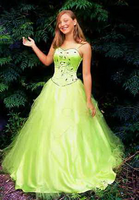 vestidos-de-15-aos-verdes-57-18 Зелени 15-годишни рокли