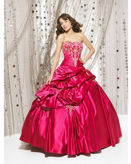 vestidos-de-15-estilo-princesa-70-6 Рокли 15 принцеса стил