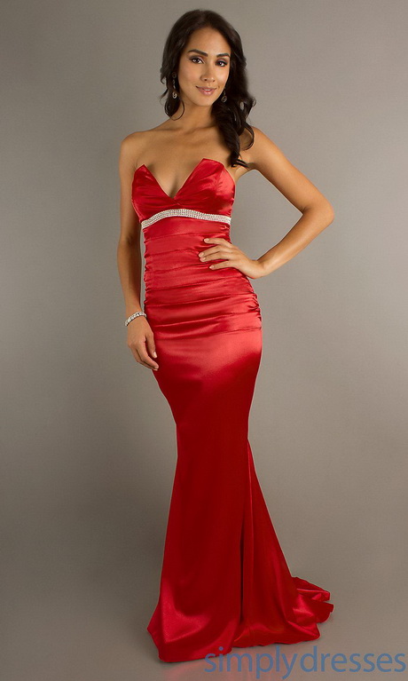 vestidos-de-noche-color-rojo-47 Вечерни рокли в червено