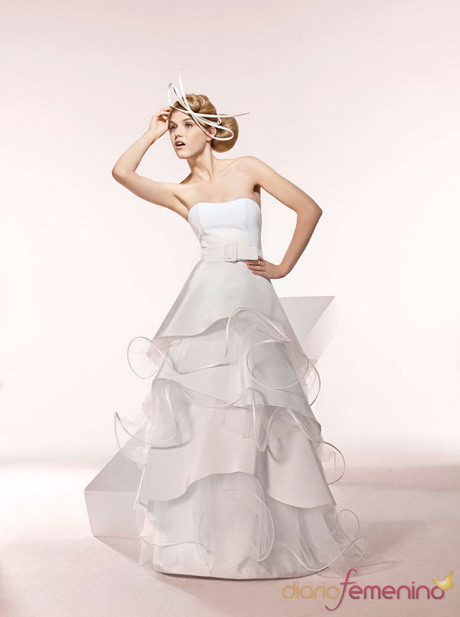 vestidos-de-novia-a-la-moda-64-20 Модни сватбени рокли