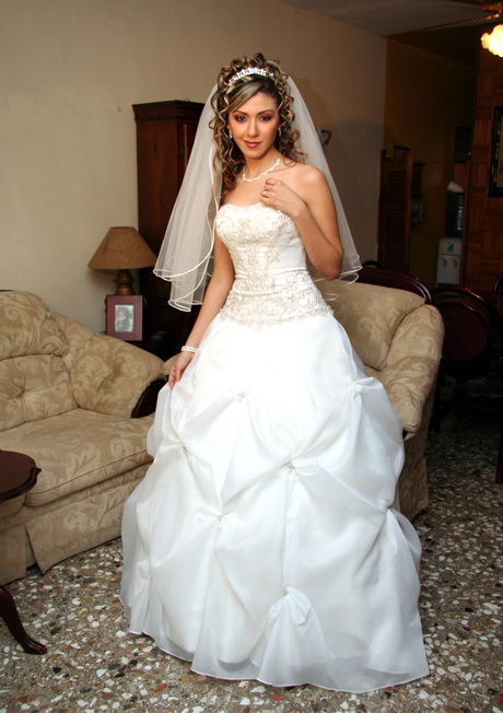 vestidos-de-novia-corte-princesa-04-8 Принцеса сватбени рокли