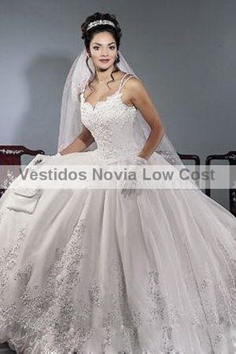 vestidos-de-novia-estilo-princesa-25-10 Сватбени рокли в стил принцеса