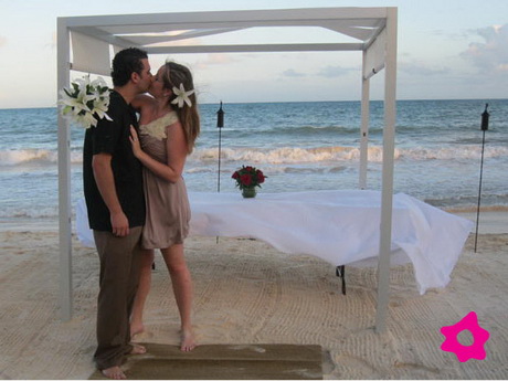 vestidos-de-novia-para-boda-civil-en-la-playa-23-9 Сватбени рокли за гражданска сватба на плажа