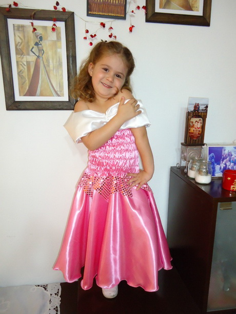 vestidos-de-princesas-infantiles-62-12 Бебе принцеса рокли