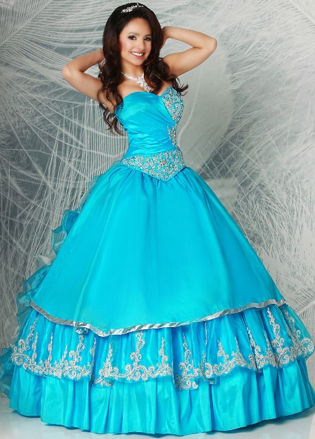 vestidos-de-quince-aos-estilo-princesa-20-16 Петнадесет години принцеса стил рокля
