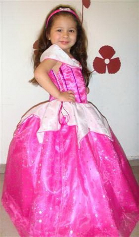 vestidos-de-tres-aos-de-princesas-96-7 Рокли на тригодишни принцеси