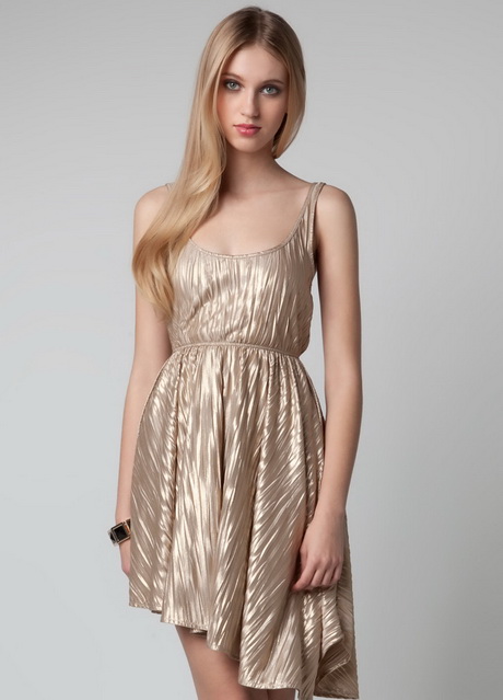 vestidos-dorados-cortos-36-5 Къси златни рокли