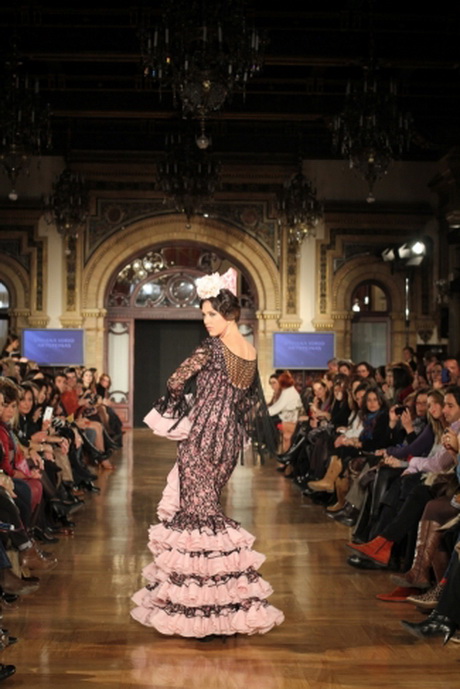 viviana-trajes-flamenca-76-11 Вивиана фламенко костюми