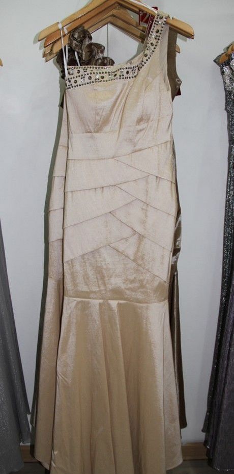 liz-minelli-vestidos-2022-06_8 Лиз Минели рокли 2022