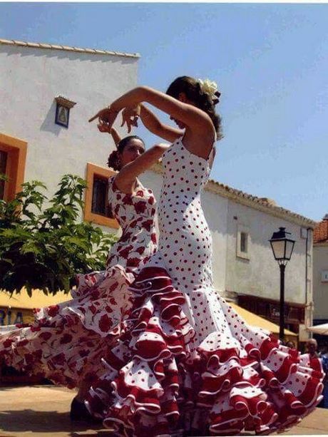 trajes-flamenca-2022-68_12 Фламенко костюми 2022