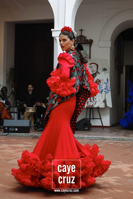 ver-trajes-de-flamenca-2022-60_12 Вижте фламенко костюми 2022