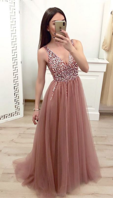 vestidos-bonitos-2022-91_10 Красиви рокли 2022