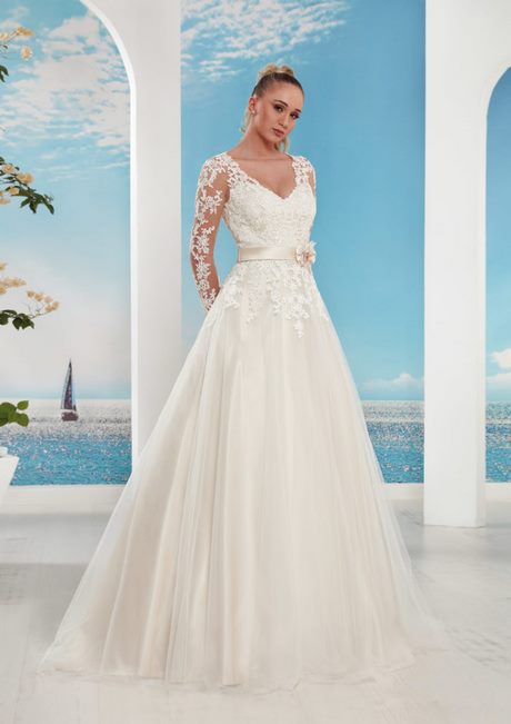 vestidos-de-novia-de-encaje-2022-26_18 Дантелени сватбени рокли 2022