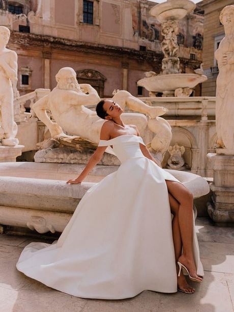 imagenes-de-vestidos-de-novias-2023-55_19 Снимки на сватбени рокли 2023