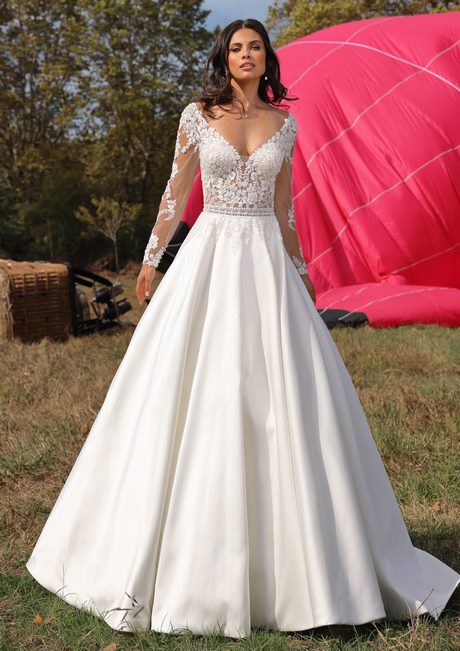 mejores-vestidos-de-novia-2023-98_19 Най-добрите сватбени рокли на 2023 година