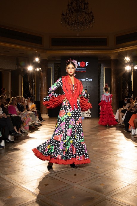 trajes-de-flamenca-2023-simof-30_11 Костюми на фламенко 2023 _
