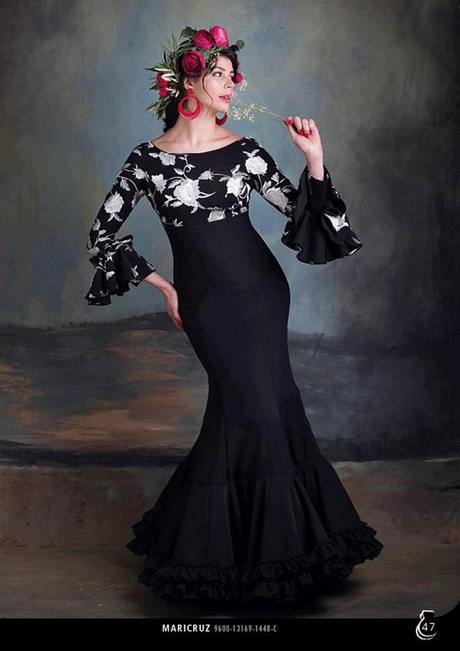 trajes-flamencas-2023-66_6 2023 фламенко костюми