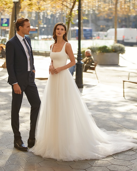 vestido-de-novio-2023-45_18 2023 рокля на младоженеца