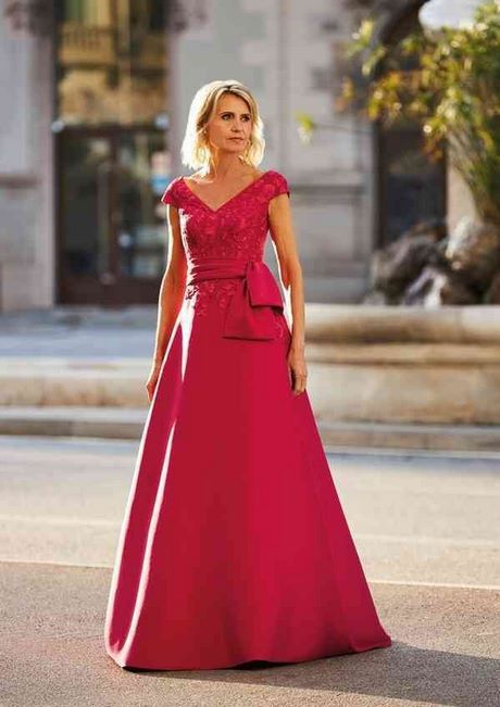 vestidos-de-noche-para-matrimonio-2023-57_8 Вечерни рокли за сватба 2023