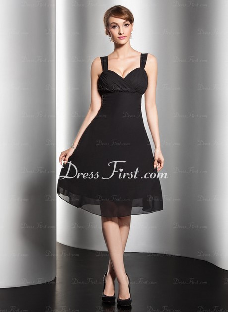 con-que-zapatos-combinar-un-vestido-negro-33_16 С какви обувки да комбинирате черна рокля